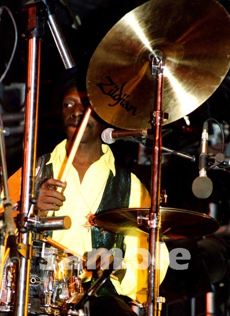 http://www.musiconphoto.com/UD_020601_3/TonyAllen_88_01Cs.jpg